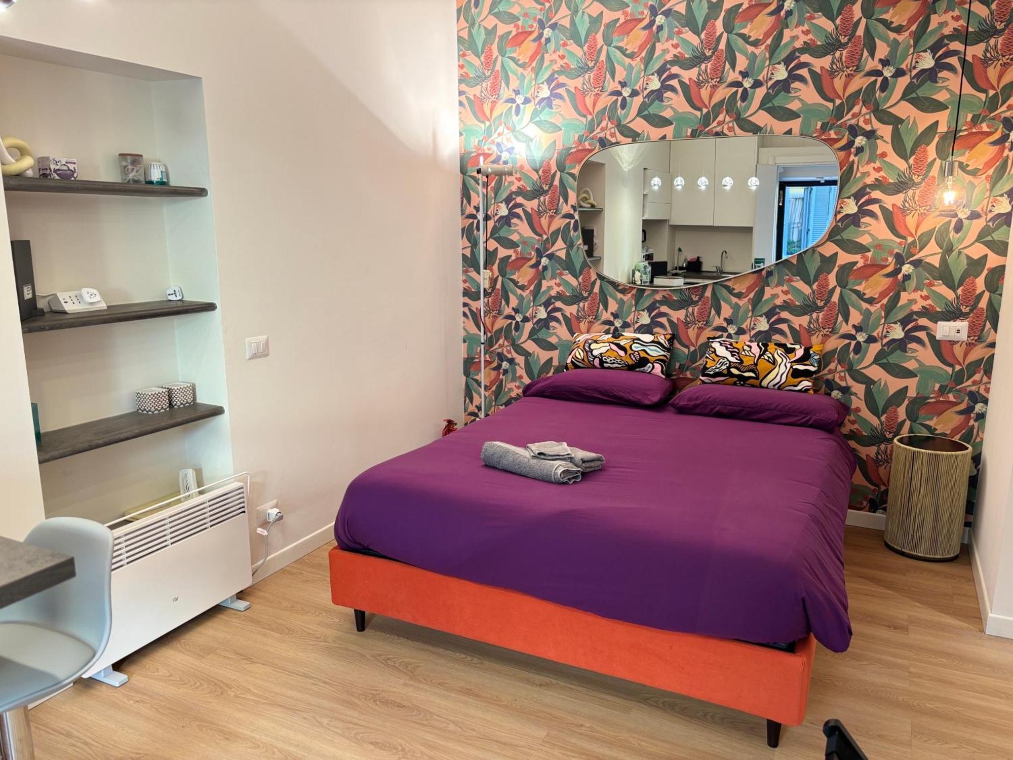 La Vecchia Milano-les Nubles Vannucci - Il Ballatoio E Il Cortile Apartamento Milão