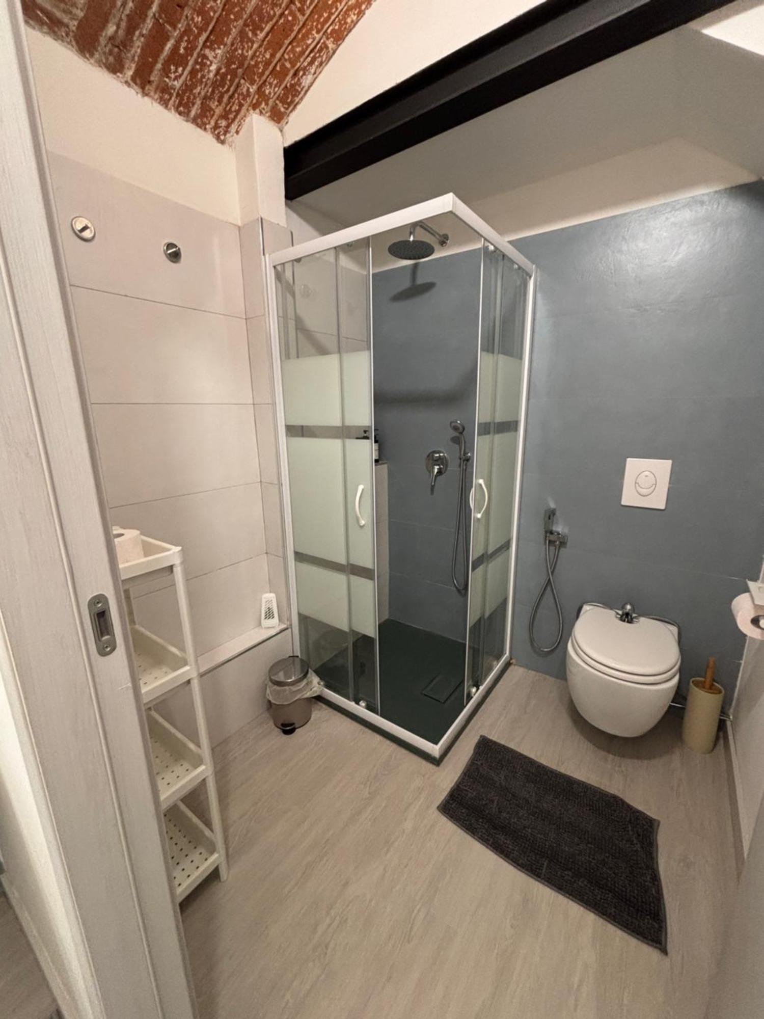 La Vecchia Milano-les Nubles Vannucci - Il Ballatoio E Il Cortile Apartamento