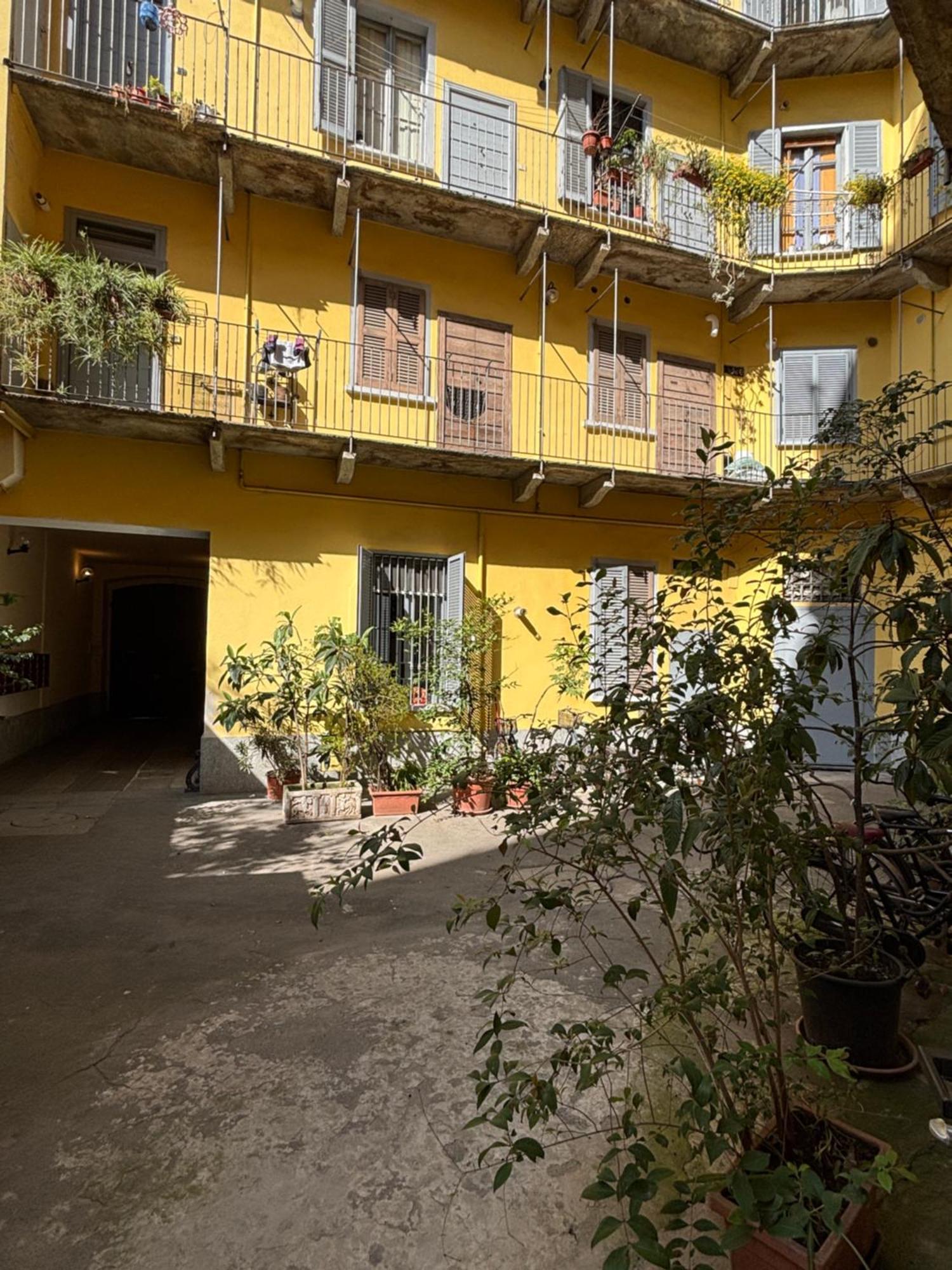 Apartamento La Vecchia Milano-les Nubles Vannucci - Il Ballatoio E Il Cortile